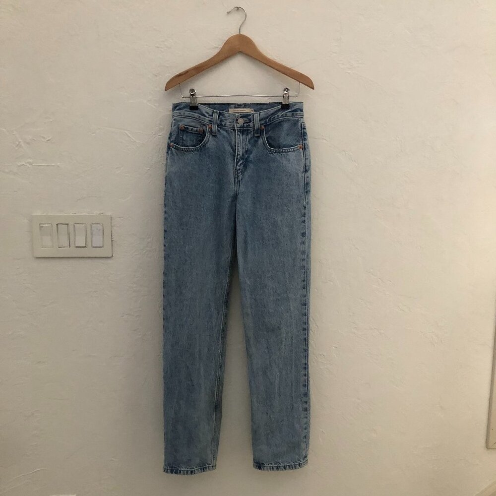 Levi's Low Pro Jeans; size 24